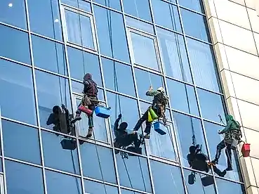 Sincan Dış Cephe Cam Temizliği